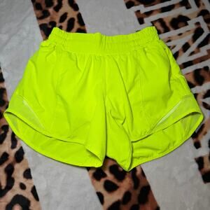 Lululemon Hotty Hot Short II
